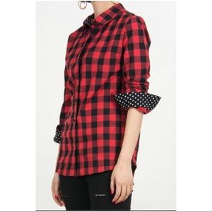 1 left ‼️ plaid shirt with polka dot details